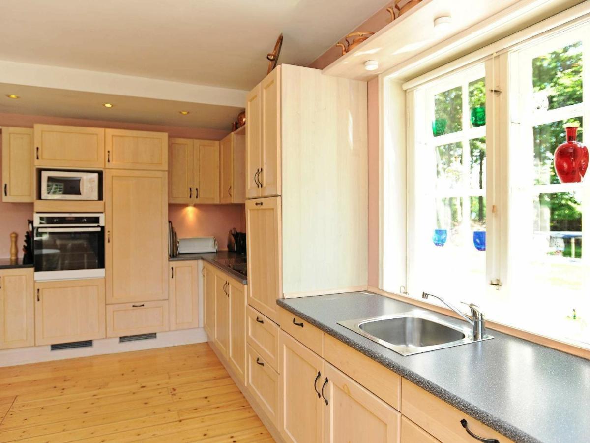 12 Person Holiday Home In Ullerslev Exterior foto
