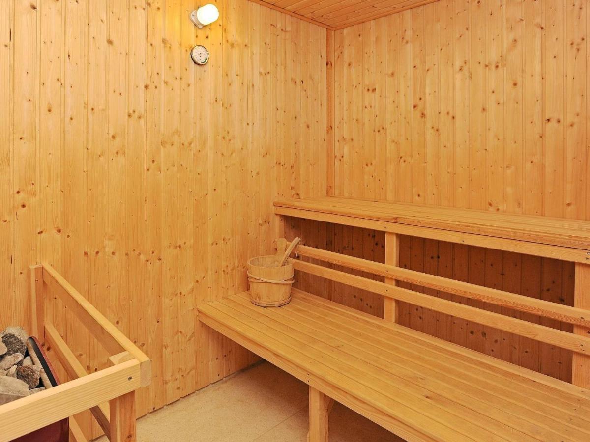 12 Person Holiday Home In Ullerslev Exterior foto